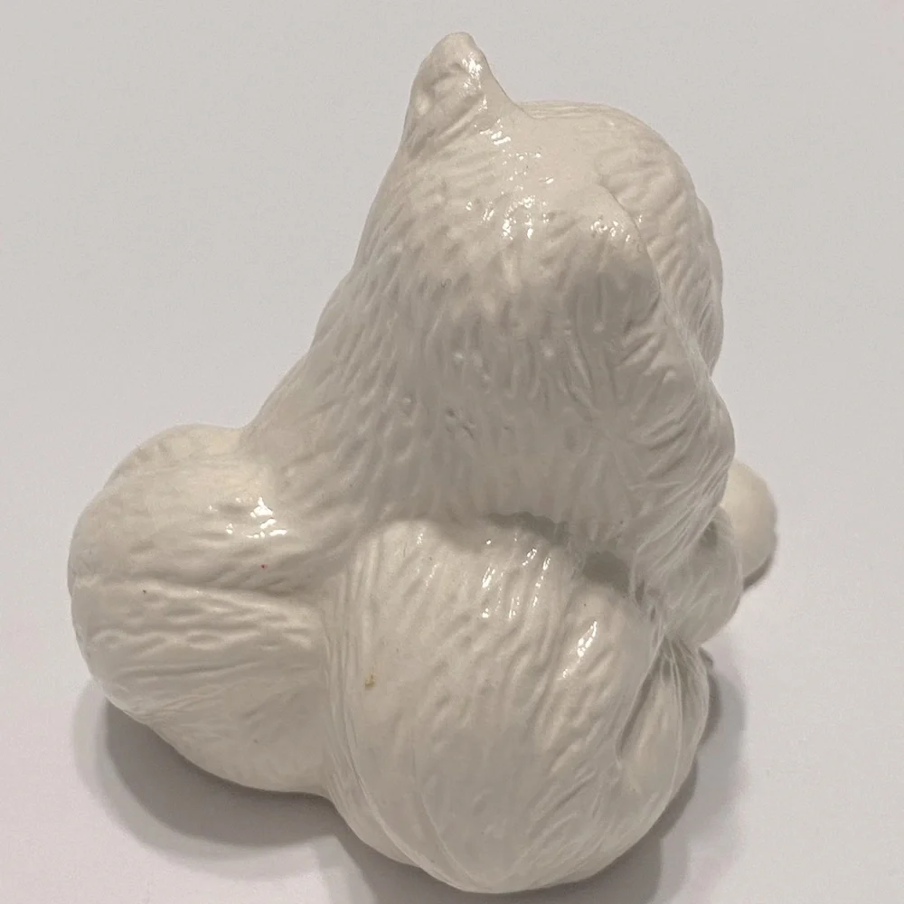 Vintage Ceramic Pair of White Persian Cats